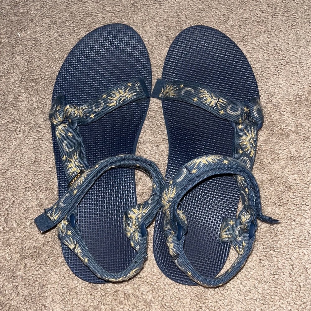 Moon and star tevas